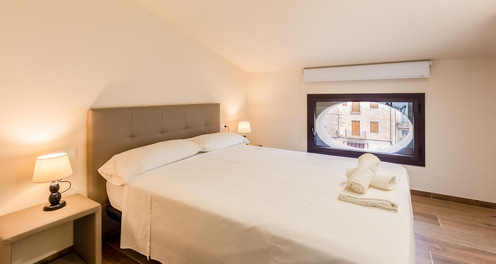 Can Cintet 3 Apartamento Con Terraza En Besalú المظهر الخارجي الصورة